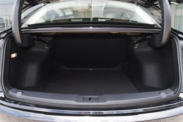 New Hongqi E-QM5 560km Electric Car