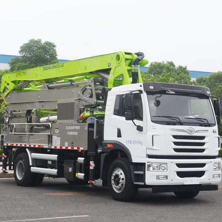 Used ZOOMLION 36m Truck Mounted Concrete Pump